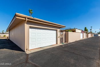 16822 102nd Ave, Sun City, AZ 85351