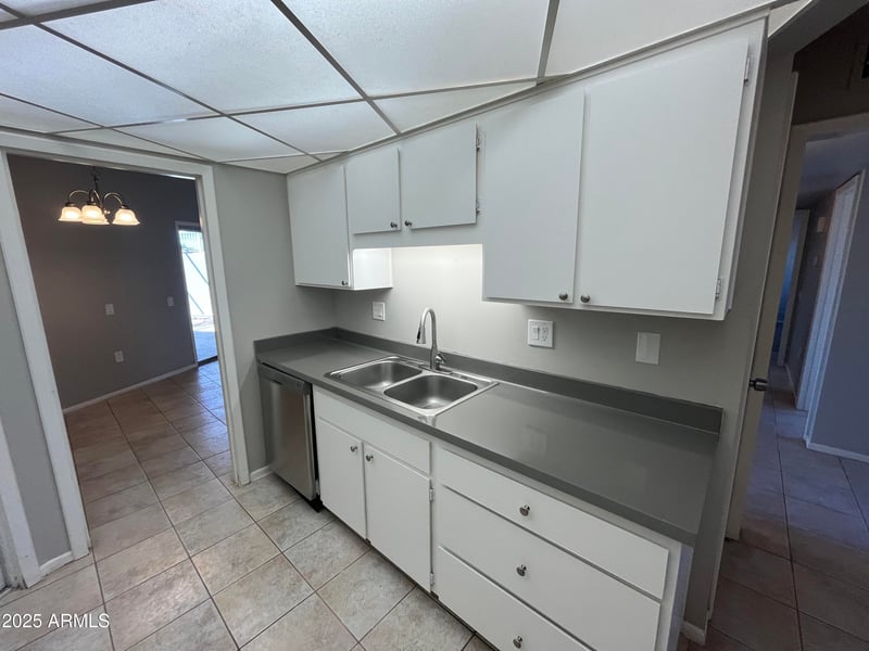 16822 Boswell Blvd, Sun City, AZ 85351