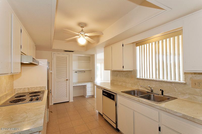 16822 N Orchard Hills Dr, Sun City, AZ 85351
