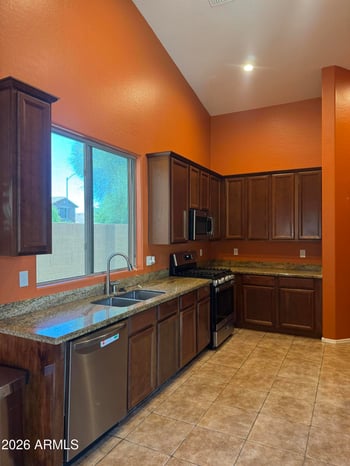 16824 Bristol Ln, Surprise, AZ 85374