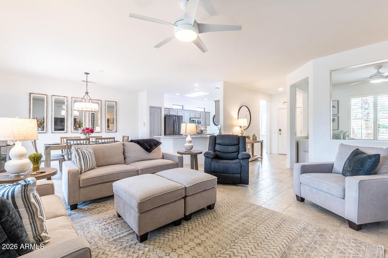 16824 Palisade Trail Ln, Surprise, AZ 85387