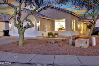 16825 18th Pl, Phoenix, AZ 85022