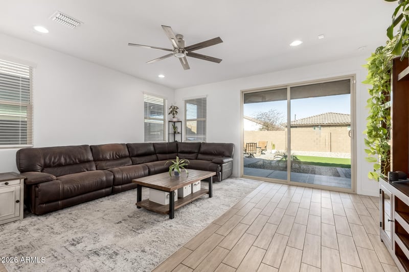 16828 Las Palmaritas Dr, Waddell, AZ 85355