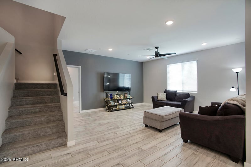 16829 Maya Way, Surprise, AZ 85387