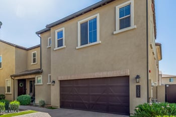1683 Wallrade Ln, Gilbert, AZ 85295