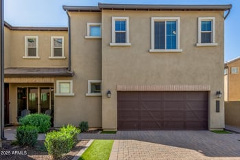 1683 Wallrade Ln, Gilbert, AZ 85295