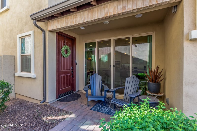 1683 Wallrade Ln, Gilbert, AZ 85295