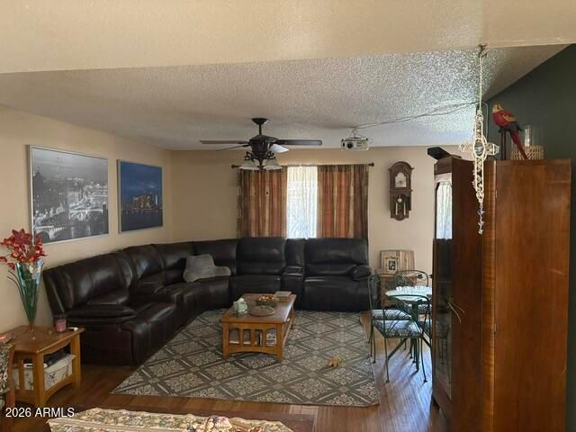 16830 N 37th Ave, Phoenix, AZ 85053