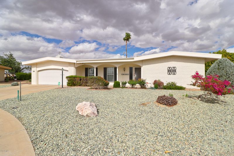 16830 N Beaver Valley Ct, Sun City, AZ 85351