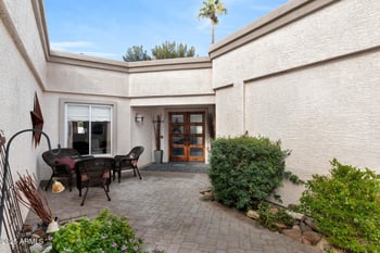 16832 Pine Valley Dr, Sun City, AZ 85351