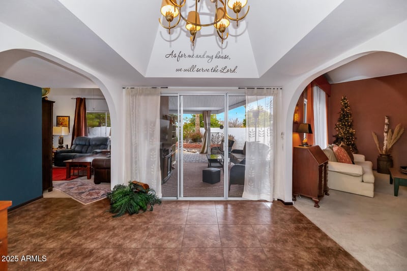 16832 Pine Valley Dr, Sun City, AZ 85351