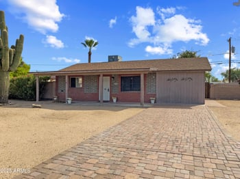 16833 17th Pl, Phoenix, AZ 85022