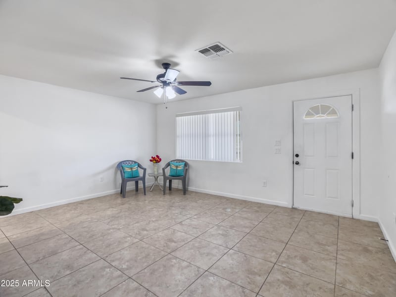 16833 17th Pl, Phoenix, AZ 85022