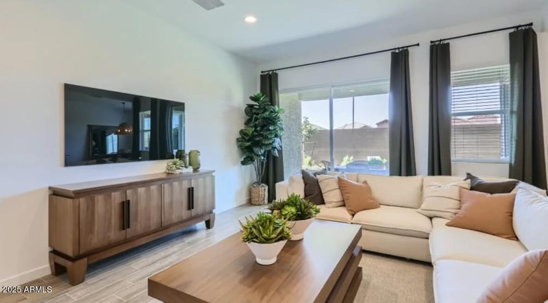 16833 Smoketree Dr, Surprise, AZ 85387