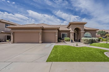 16834 25th Pl, Phoenix, AZ 85048