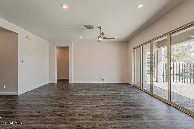 16836 Vereda Solana Dr, Surprise, AZ 85387