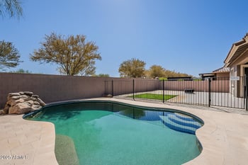 16836 Vereda Solana Dr, Surprise, AZ 85387