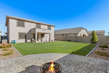 16837 Fetlock Trl, Surprise, AZ 85387