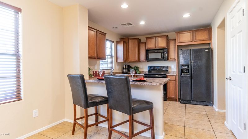 1684 S Martingale Rd, Gilbert, AZ 85295