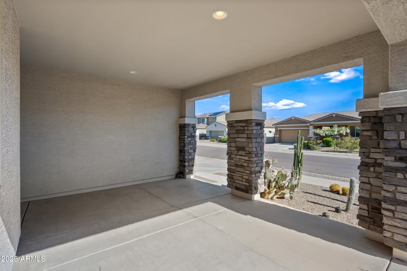 16840 Monroe St, Goodyear, AZ 85338