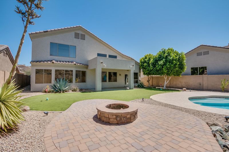 16840 S 12th Way, Phoenix, AZ 85048