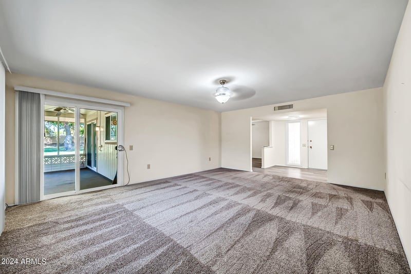 16842 103rd Dr, Sun City, AZ 85351
