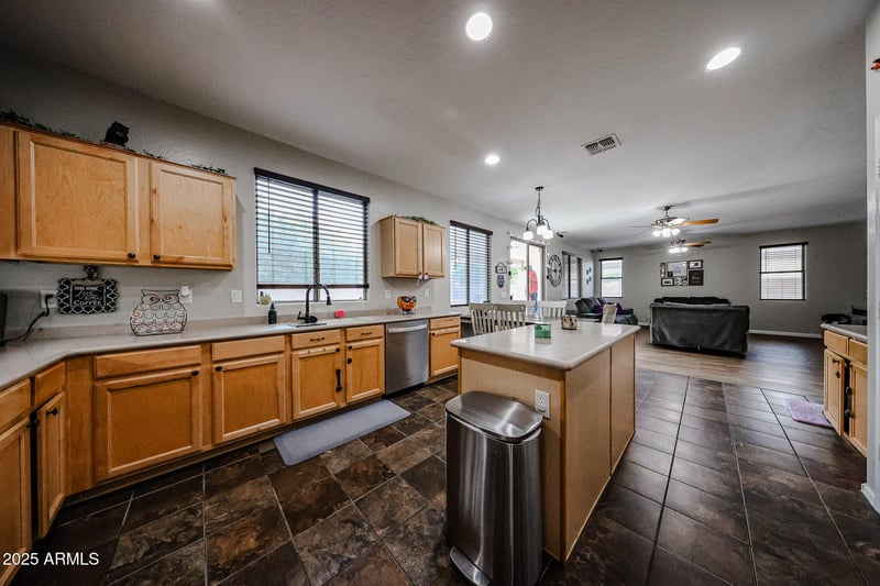 16843 Ironwood St, Surprise, AZ 85388