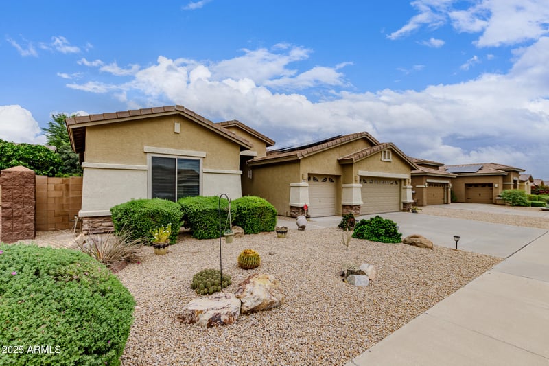 16846 Halifax St, Surprise, AZ 85374