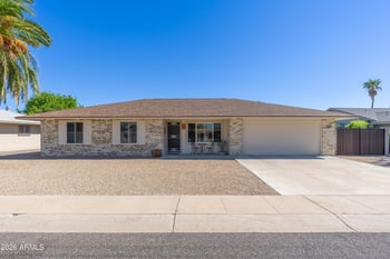 16846 N Meadow Park Dr, Sun City, AZ 85351