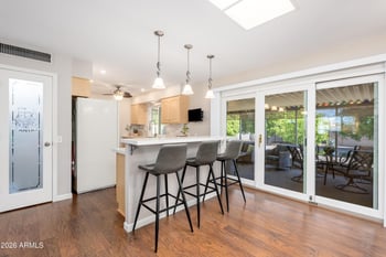 16846 N Meadow Park Dr, Sun City, AZ 85351