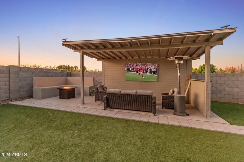 16848 Alice Ave, Waddell, AZ 85355