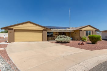 16849 Meadow Park Dr, Sun City, AZ 85351