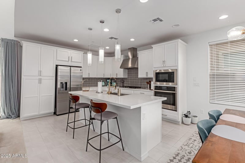 1685 Wallrade Ln, Gilbert, AZ 85295