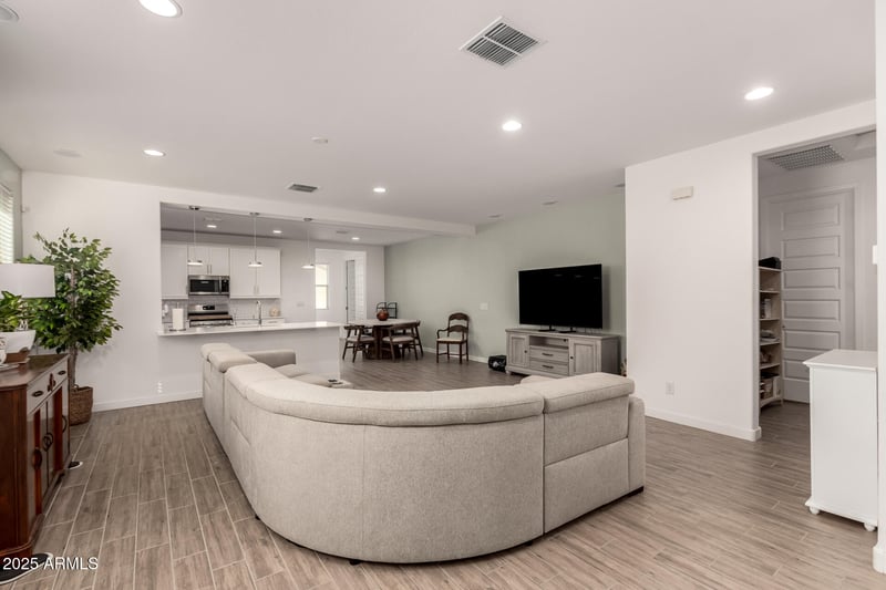 16852 Evergreen Rd, Waddell, AZ 85355