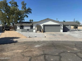 16853 39th Dr, Phoenix, AZ 85053