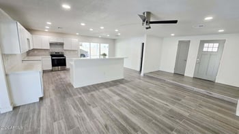 16853 N 39th Dr, Phoenix, AZ 85053