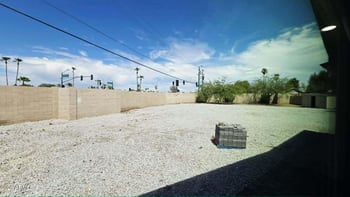 16853 N 39th Dr, Phoenix, AZ 85053
