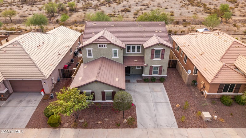 1686 214th Ln, Buckeye, AZ 85396