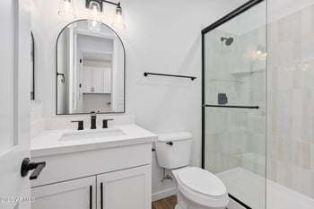 1686 Creek Canyon Rd, Phoenix, AZ 85086