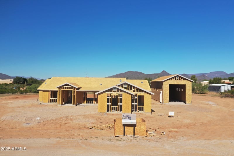 1686 Creek Canyon Rd, Phoenix, AZ 85086