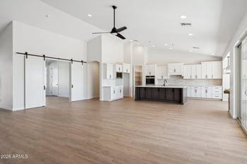 1686 Carriage Ln, Phoenix, AZ 85086