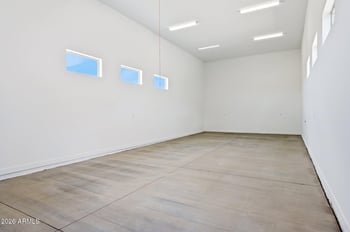 1686 E Carriage Ln, Phoenix, AZ 85086
