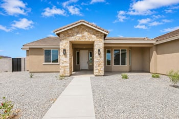1686 E Carriage Ln, Phoenix, AZ 85086