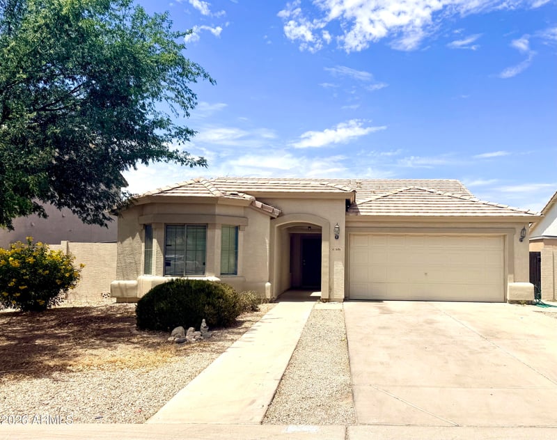 1686 Santa Fiore St, San Tan Valley, AZ 85140