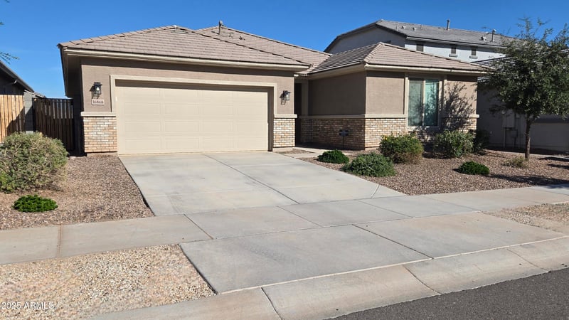 16860 Buckhorn Trl, Surprise, AZ 85387