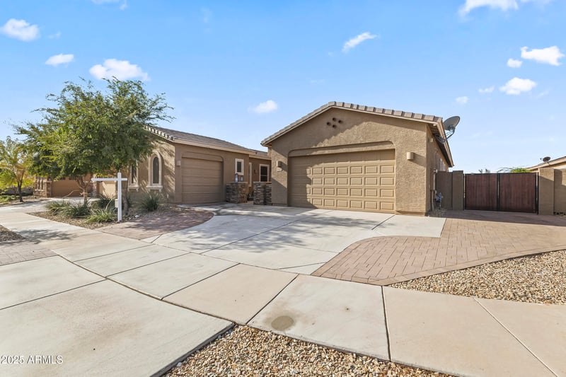 16865 Electra Ct, Surprise, AZ 85387
