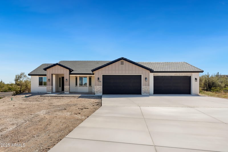 1687 Creek Canyon Rd, Phoenix, AZ 85086