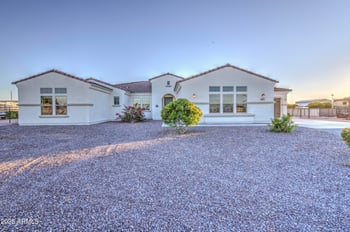 1687 Lobo St, San Tan Valley, AZ 85140