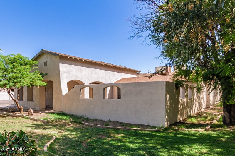 1687 S Vine St, Chandler, AZ 85286