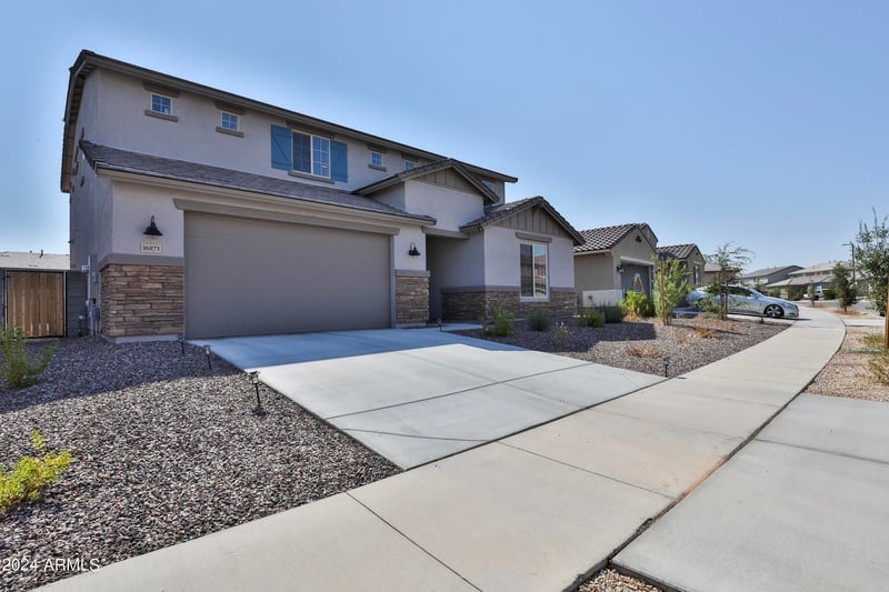 16873 Fetlock Trl, Surprise, AZ 85387